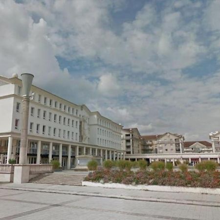 Cosy flat Daire Bussy-Saint-Georges Dış mekan fotoğraf