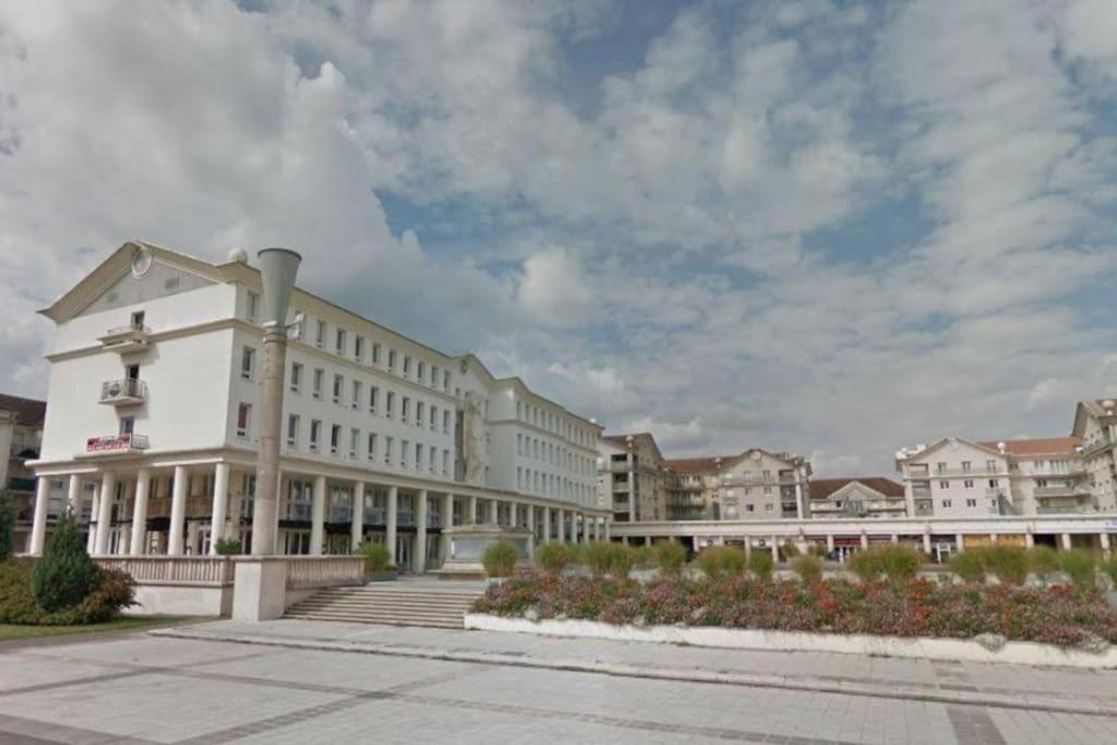 Cosy flat Daire Bussy-Saint-Georges Dış mekan fotoğraf